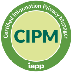 Logo ufficiale della certificazione CIPM (Certified Information Privacy Manager) dell’IAPP, dedicata alla gestione operativa della privacy e alla conformità al GDPR.